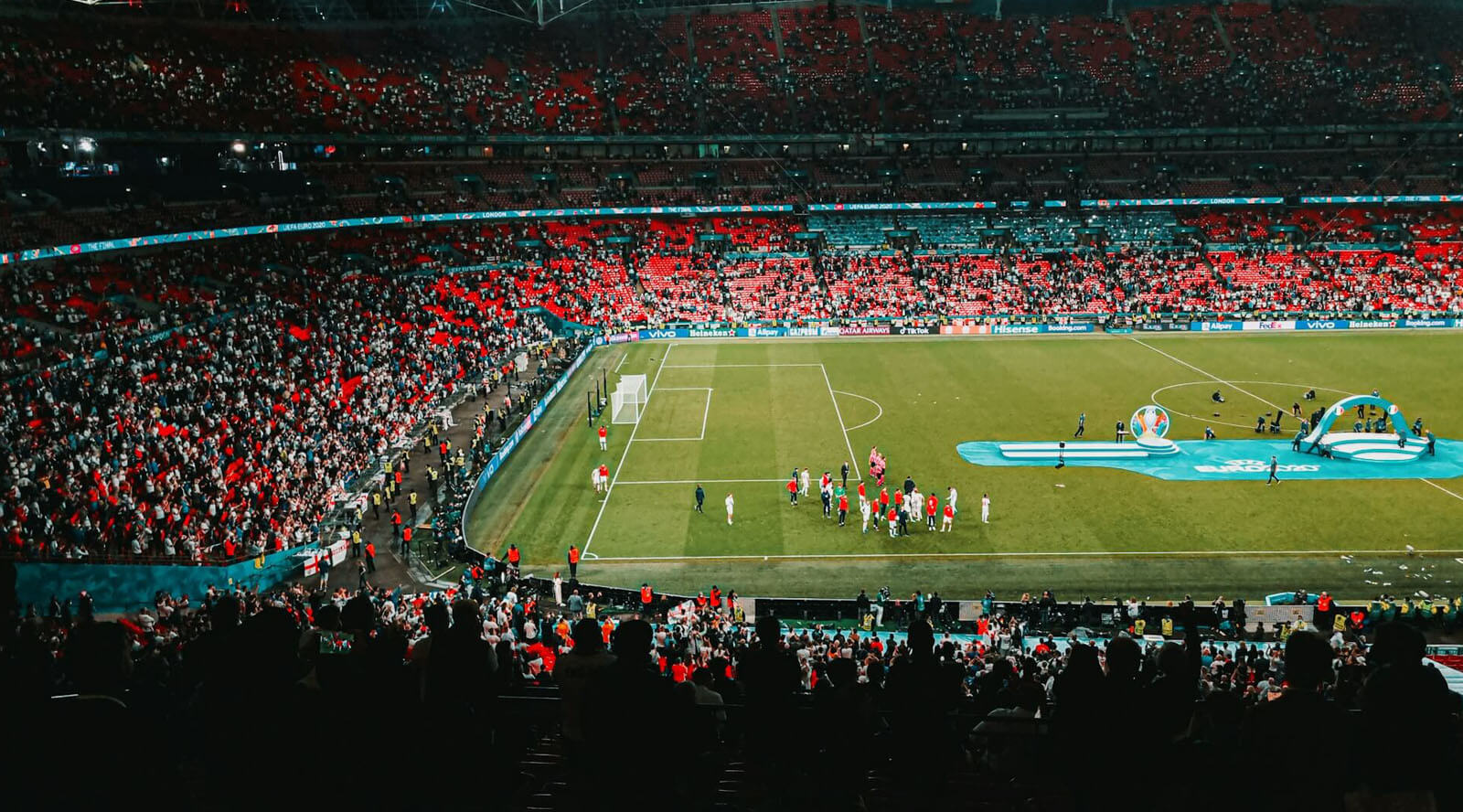 亨德森制胜,一击,勒温头球扳,电子pg,PG电子游戏平台,PG游戏推荐,电子游戏资讯,PG游戏合集