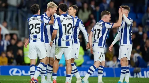 毛伟杰含泪感慨：20年梦想破灭，恳请球迷谅解刘诚宇表现